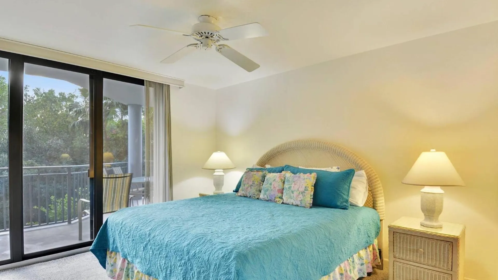 Atlantic Paradise By Avantstay Great Location W Balcony Outdoor Dining Shared Pool Hot Tub Holiday home