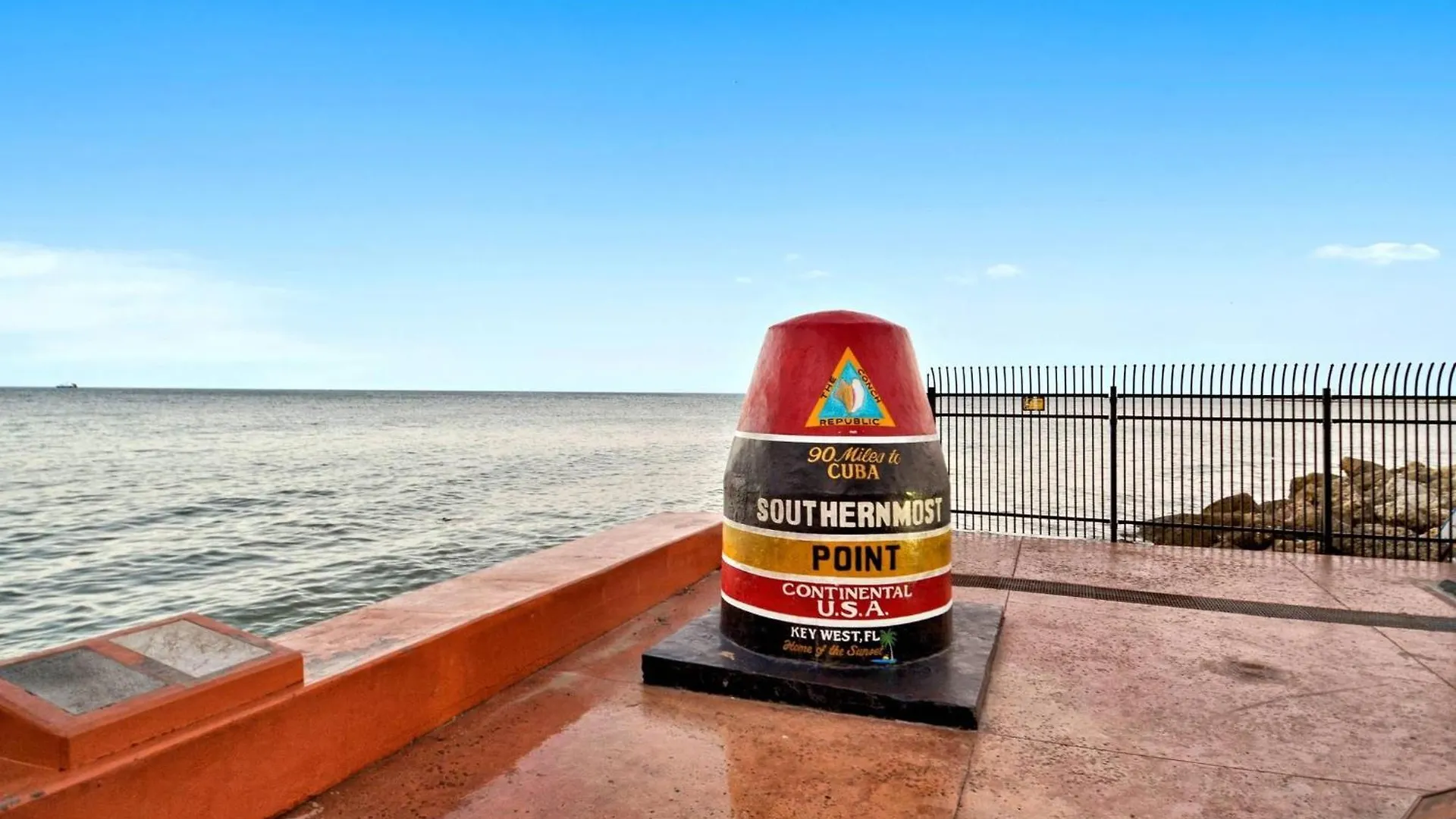 Ibis By Avantstay Close To Duval Street W Shared Pool Month Long Only *