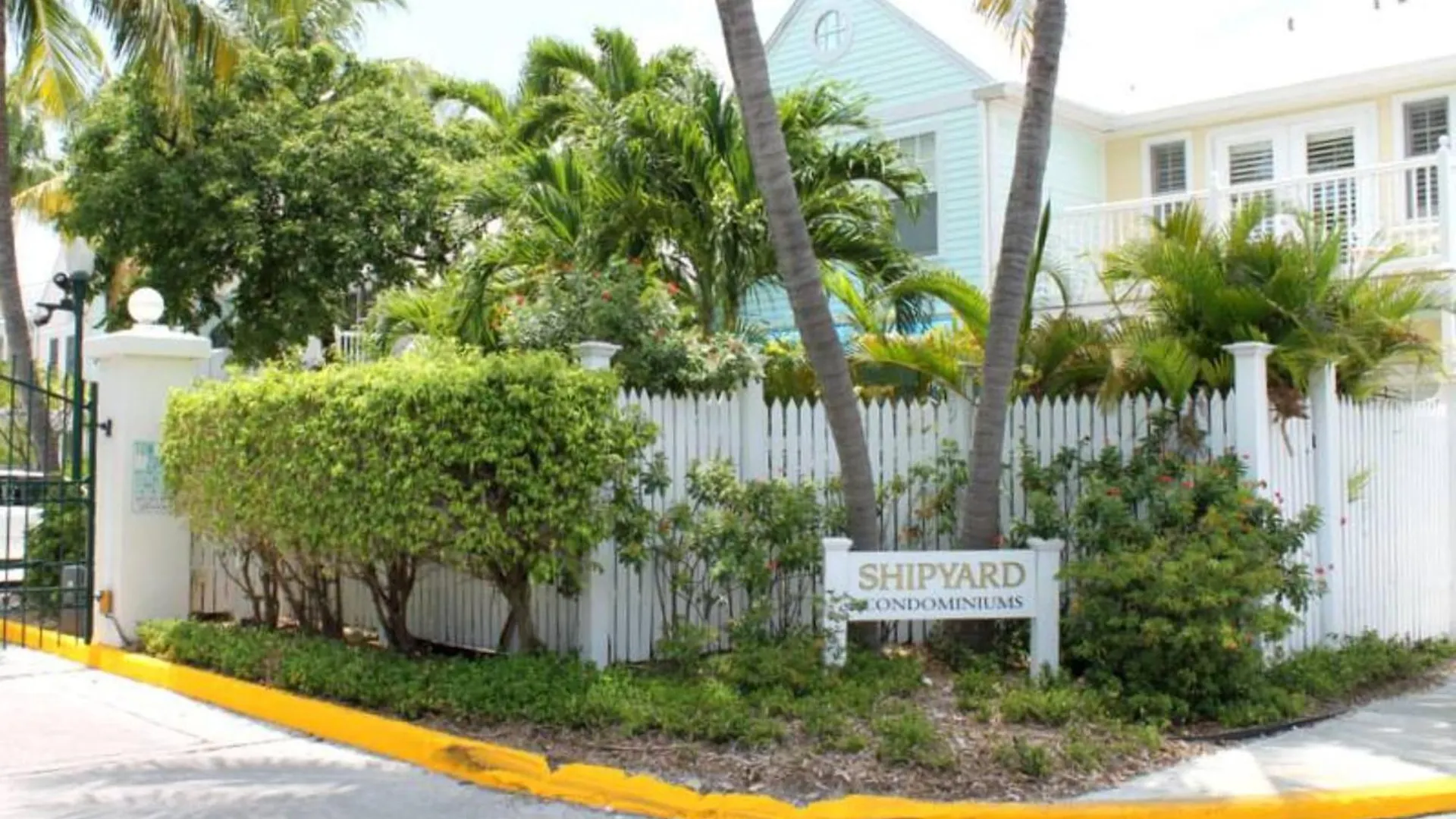 Always Your Paradise By Avantstay Shared Pool Near Zachary Week Long Only Holiday home *