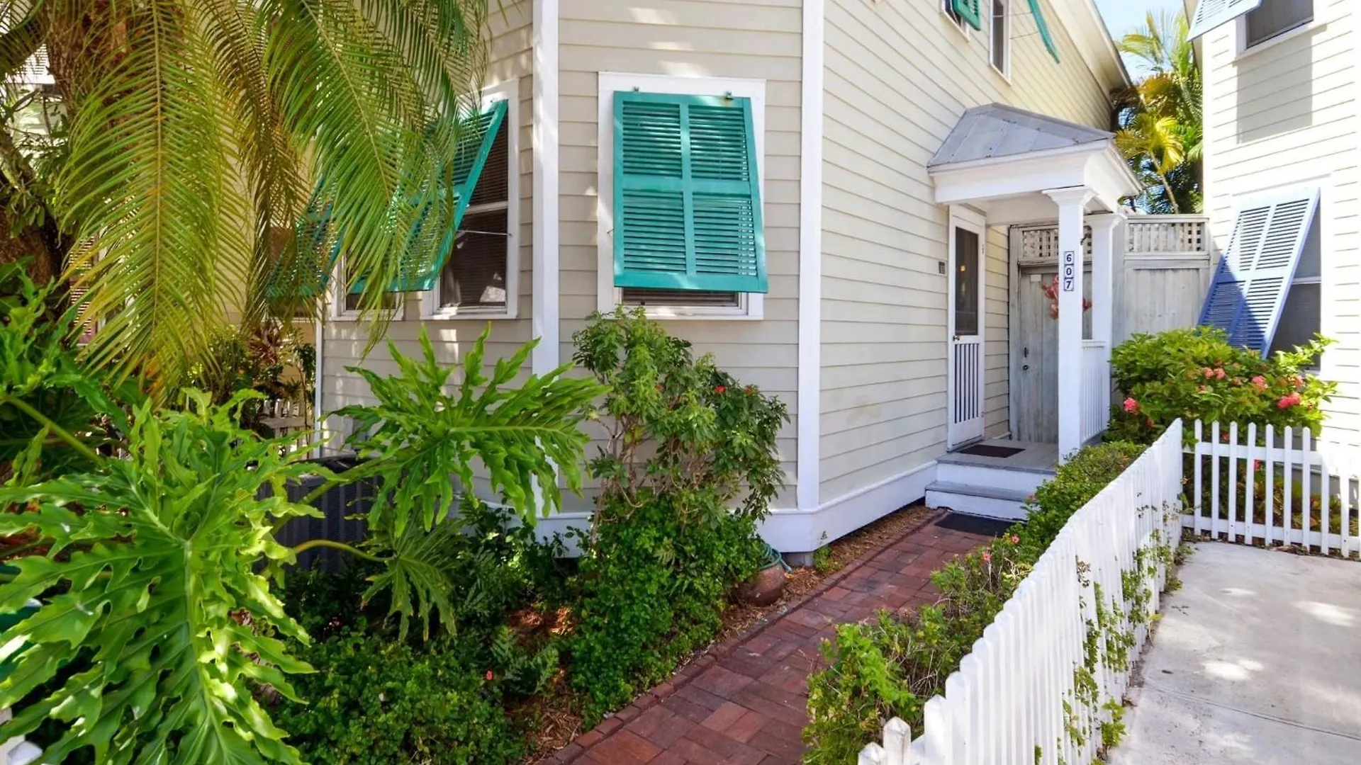 Holiday home Tropical Dreaming By Avantstay 4 Blks To Private Pool