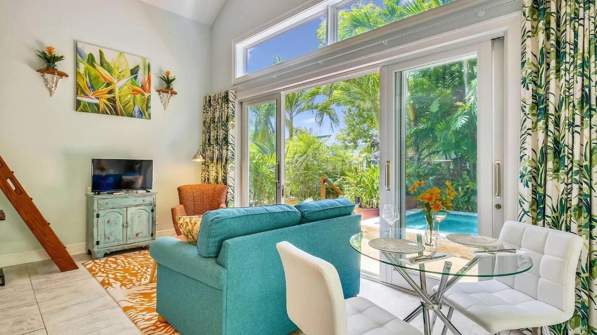 Serenity By Avantstay In Old Town W Shared Pool Month Long Only * Key West