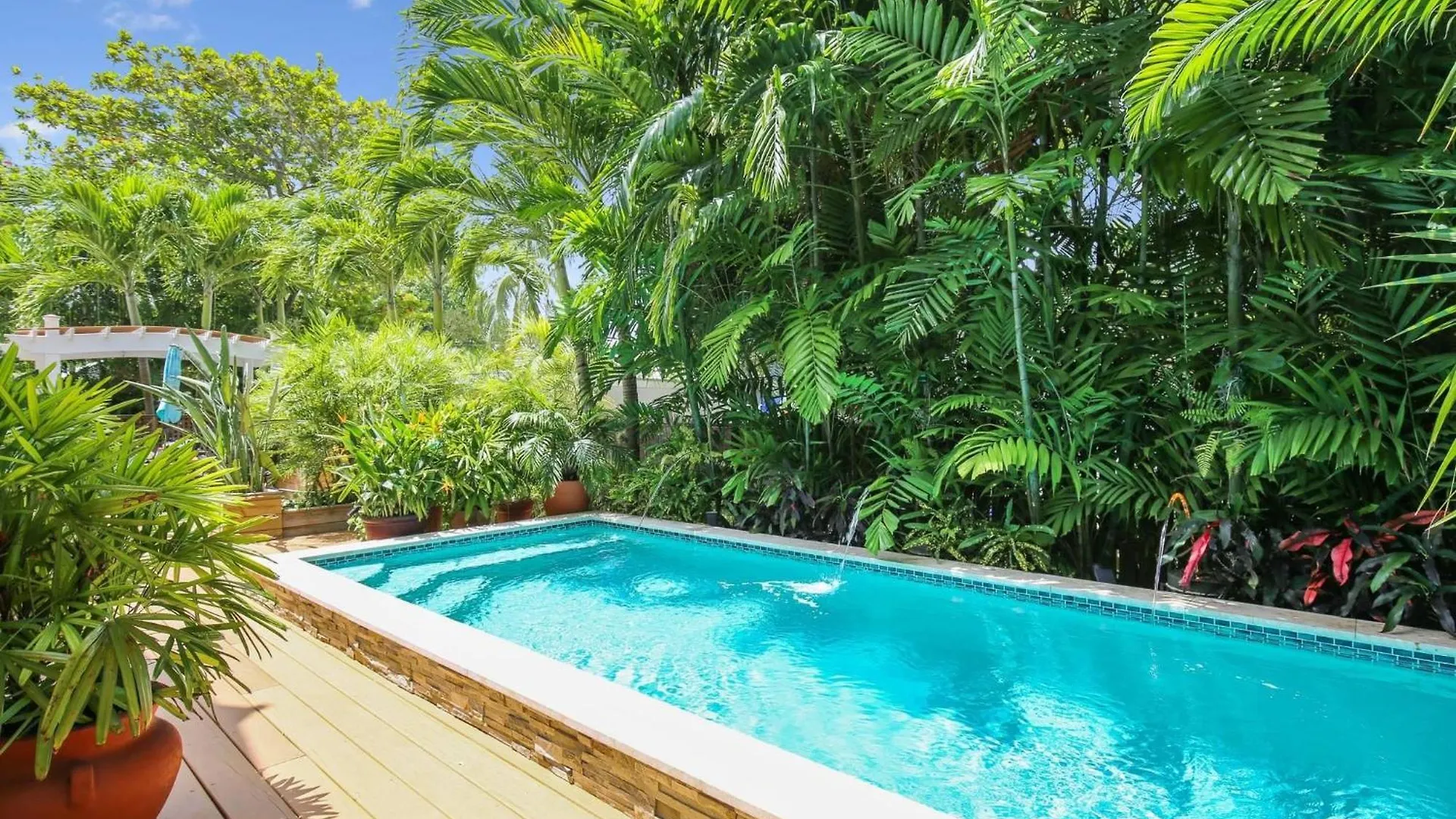 Holiday home Serenity By Avantstay In Old Town W Shared Pool Month Long Only *