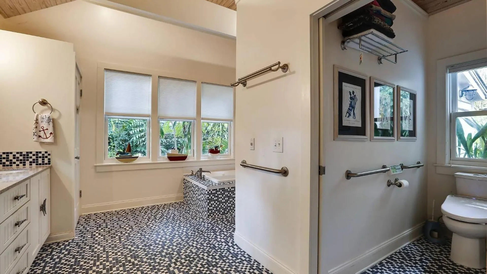 Boat House By Avantstay Character Location W Shared Pool Month Long بيت للعطل *