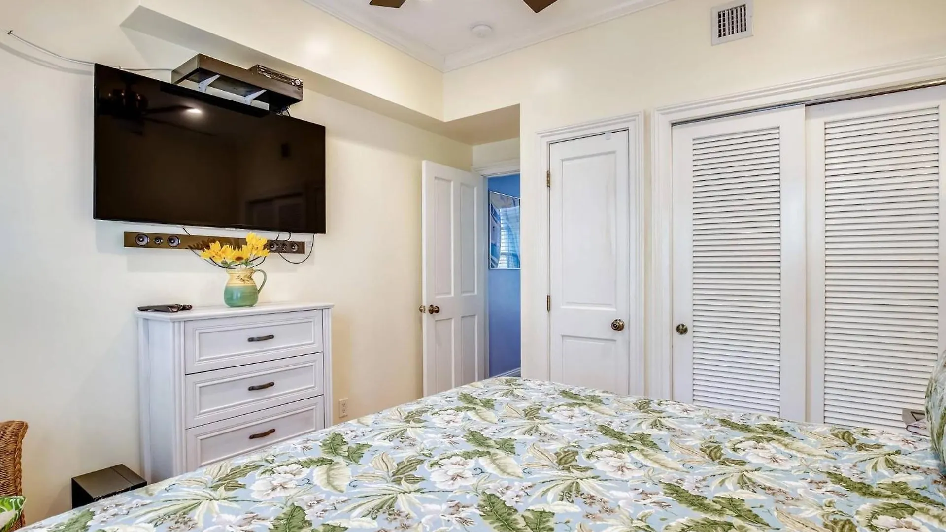 Paradise Place By Avantstay Old Town W Shared Pool Holiday home *