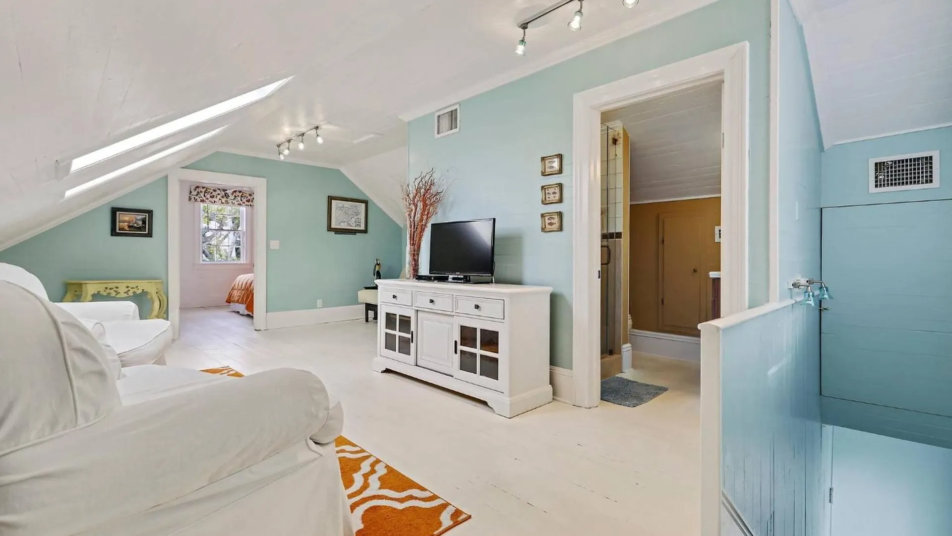 Lighthouse By Avantstay Walk To Southernmost Point W Private Pool Patio Month Long * Key West