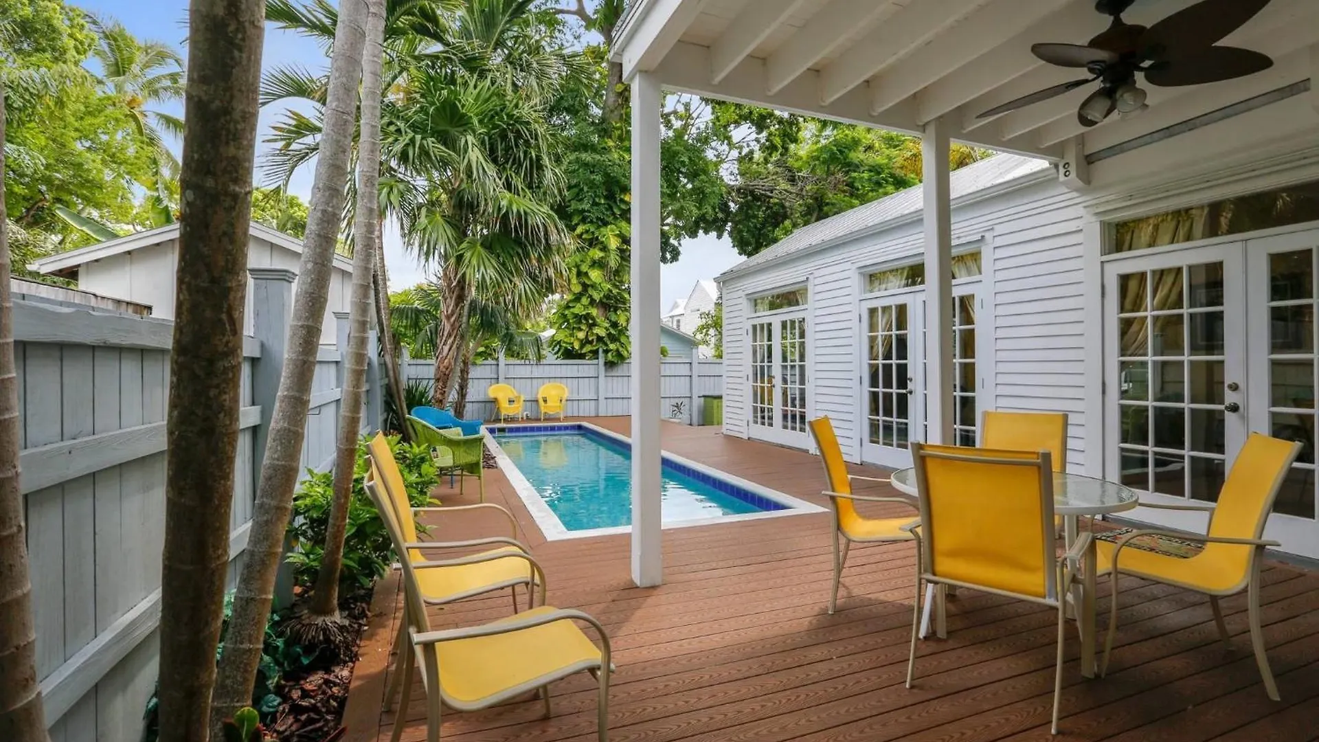 Holiday home Lighthouse By Avantstay Walk To Southernmost Point W Private Pool Patio Month Long