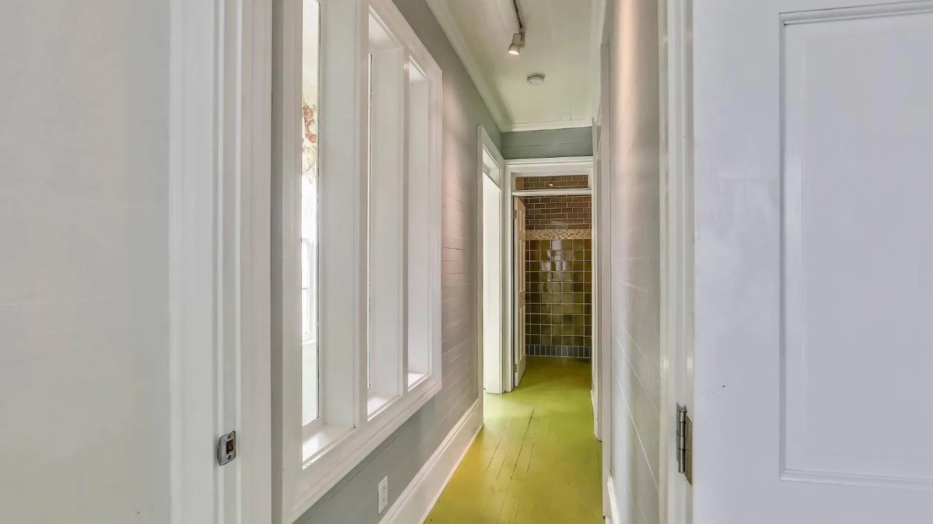 Lighthouse By Avantstay Walk To Southernmost Point W Private Pool Patio Month Long Holiday home *