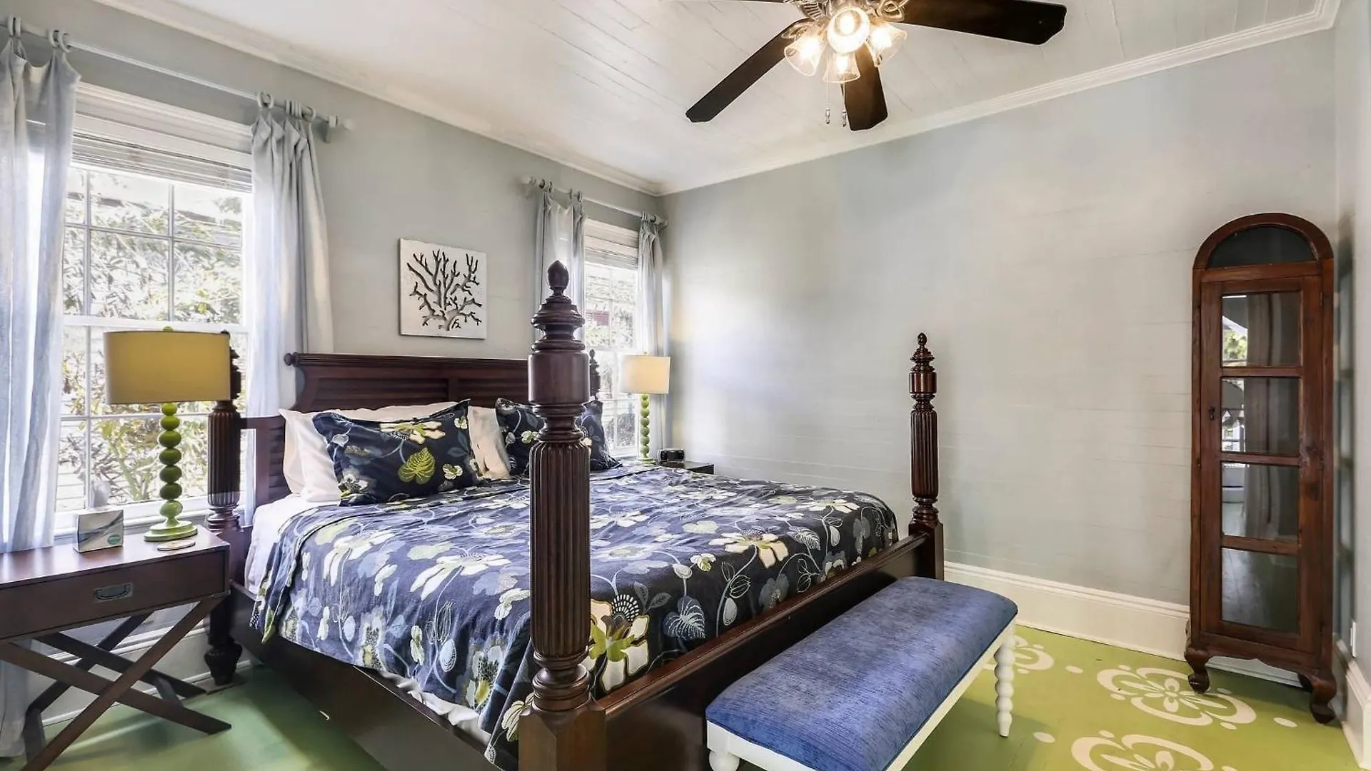 Lighthouse By Avantstay Walk To Southernmost Point W Private Pool Patio Month Long *