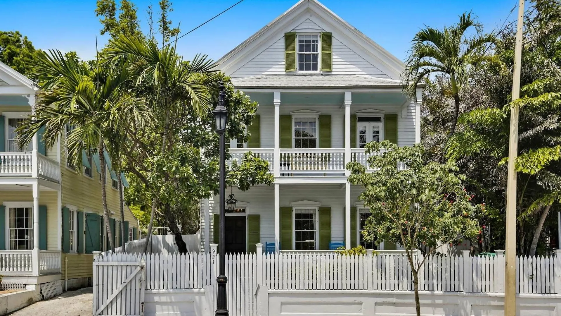 Lighthouse By Avantstay Walk To Southernmost Point W Private Pool Patio Month Long Holiday home Key West