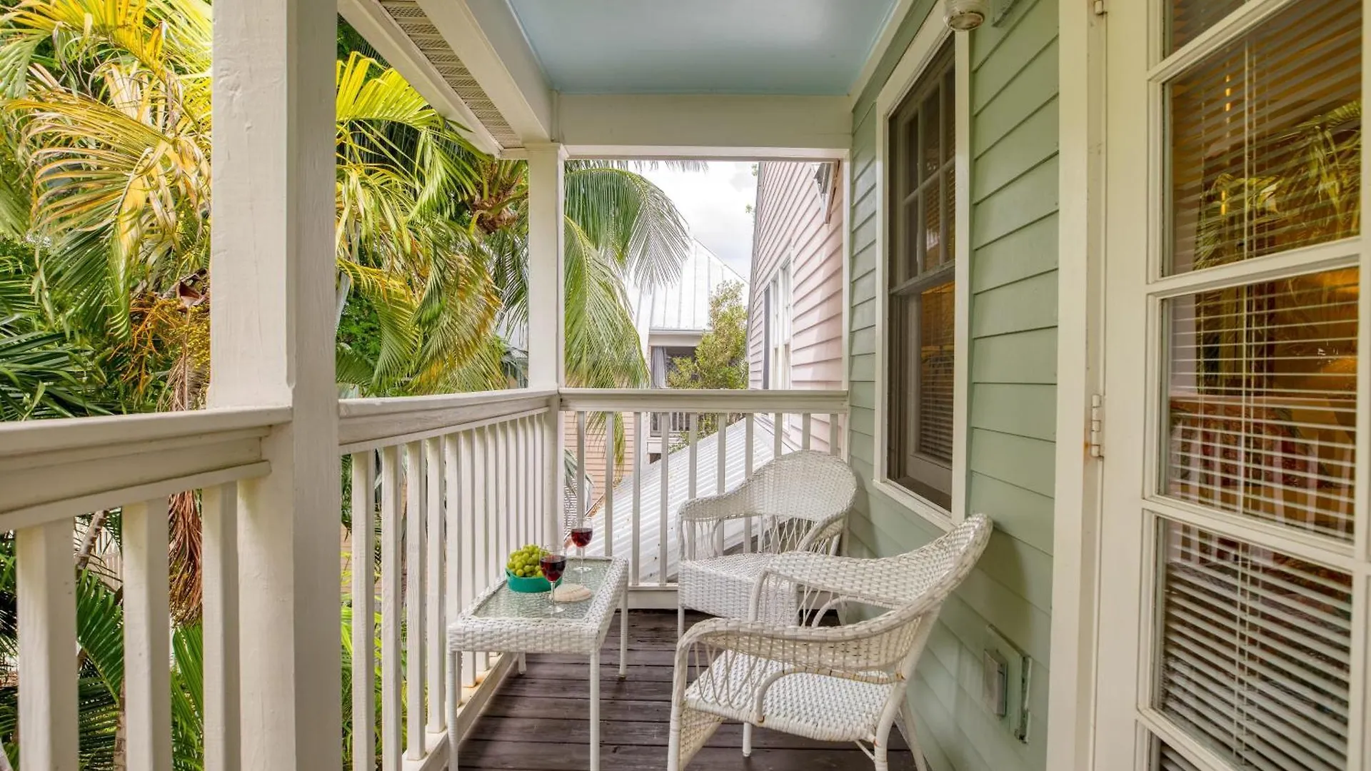 Keys To Paradise By Avantstay Balcony Pool Golf Key West