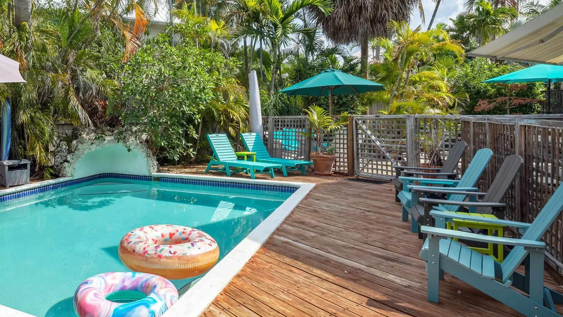Sunnyside Up Apartment