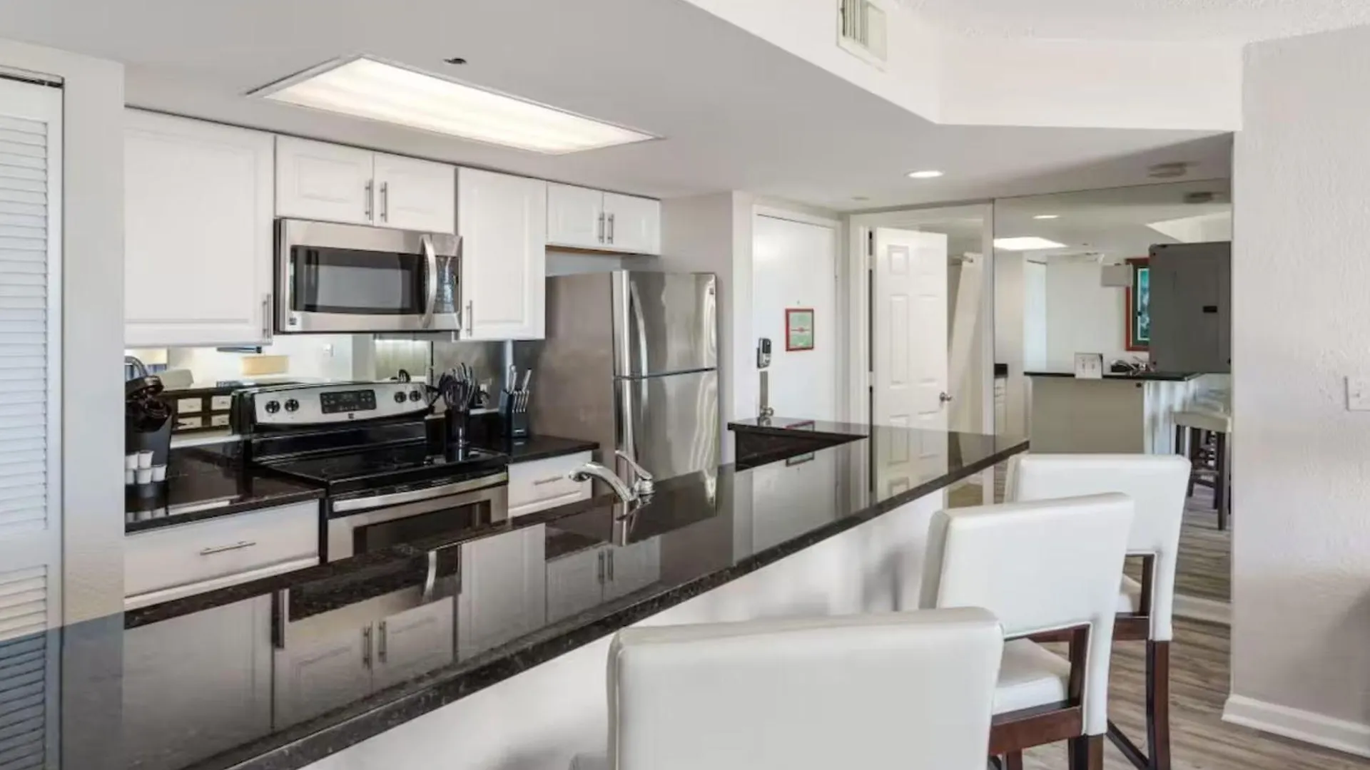 The Andros - Sunrise Apartment Key West