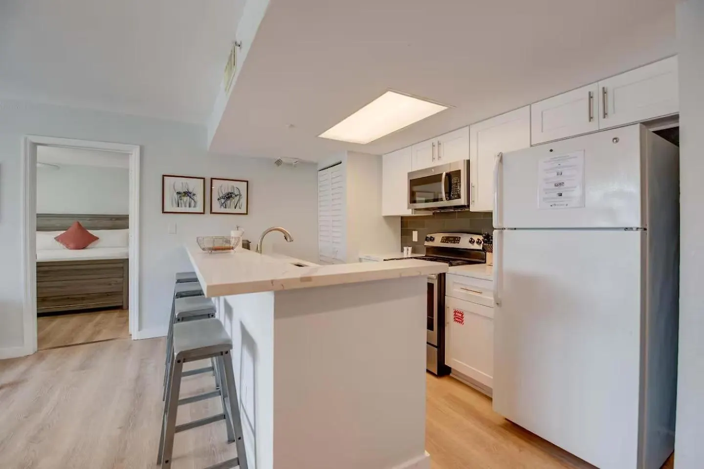 Butterfly Nest - Sunrise Apartment