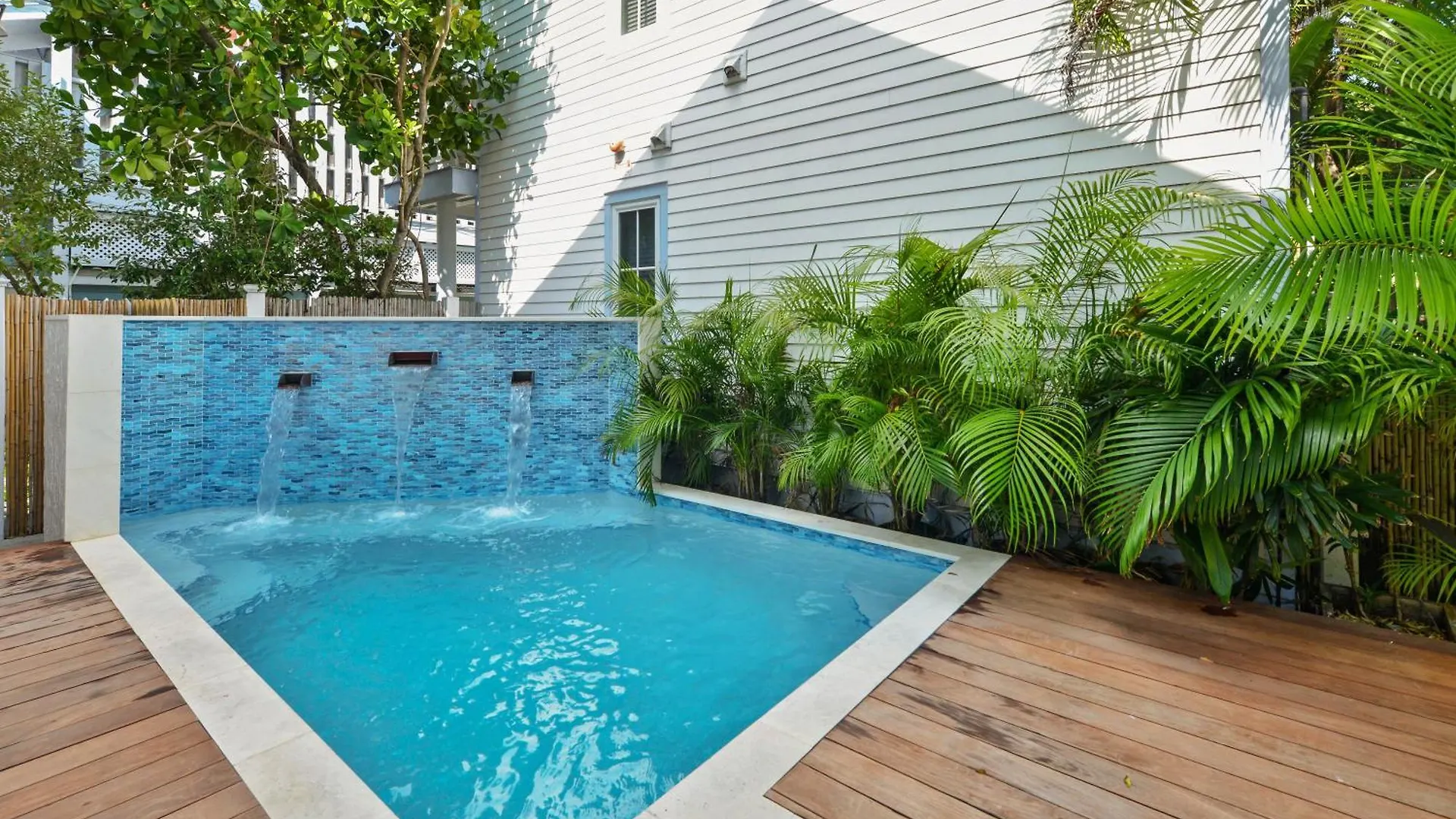 Absolutely Paradise Key West