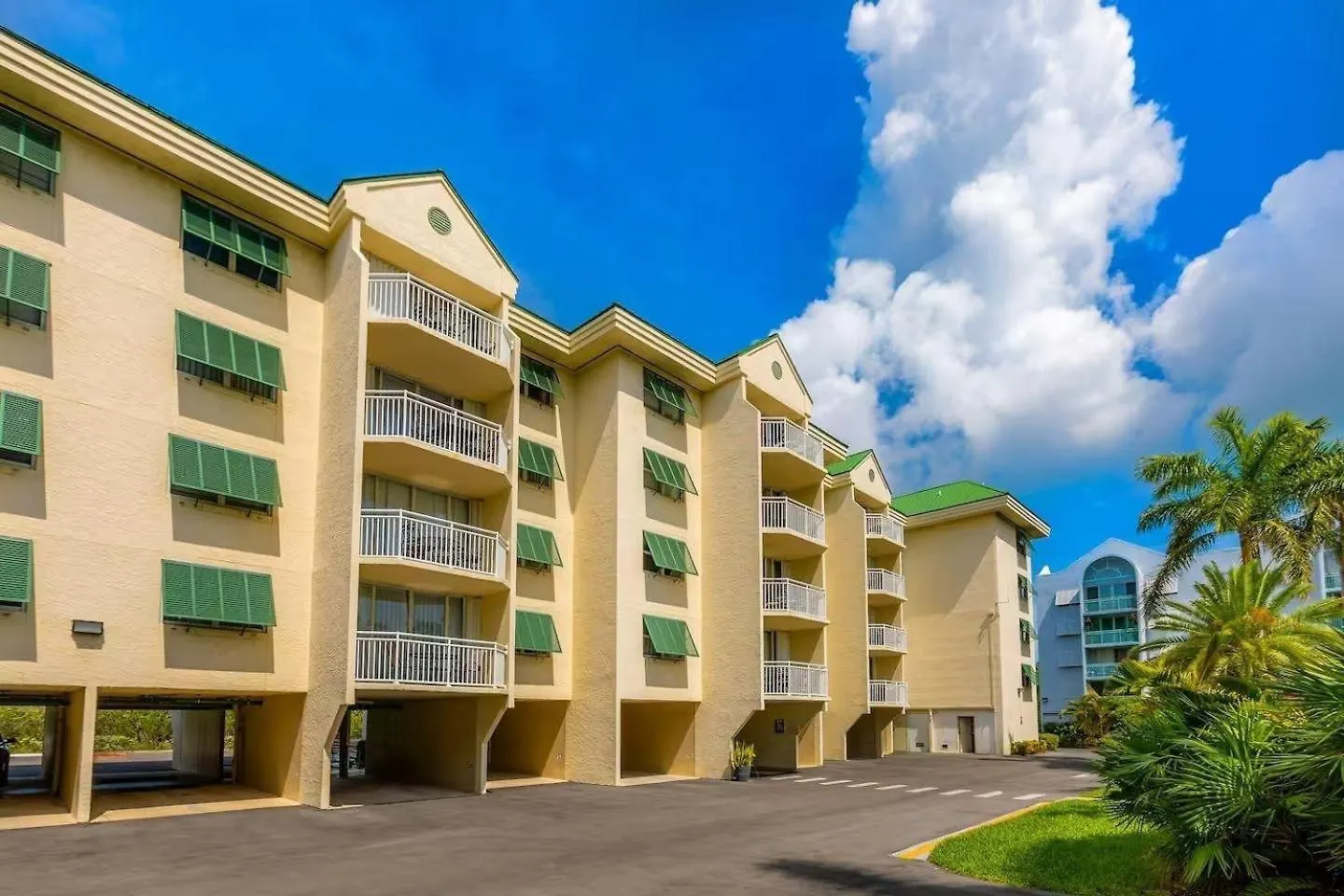 The Salt Cay - Sunrise Apartment Key West