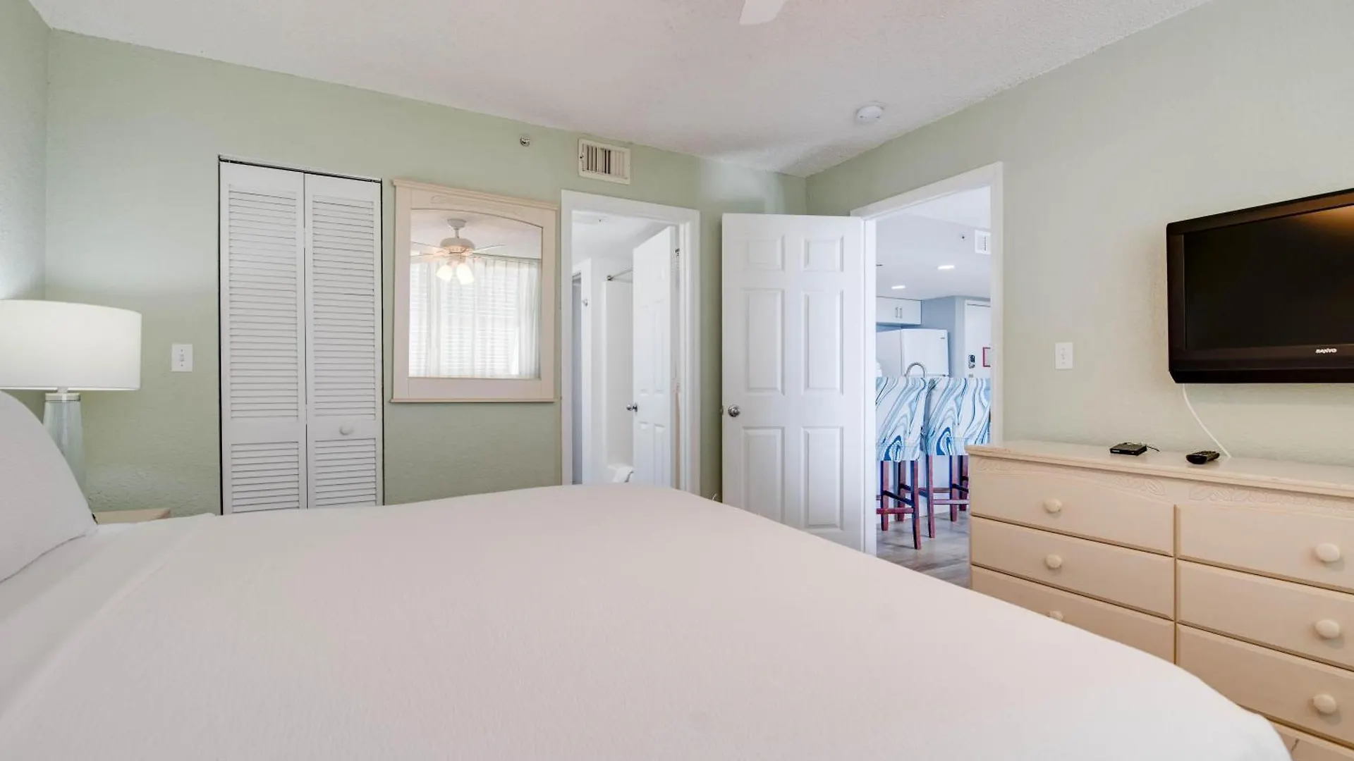 The Salt Cay - Sunrise Apartment Key West