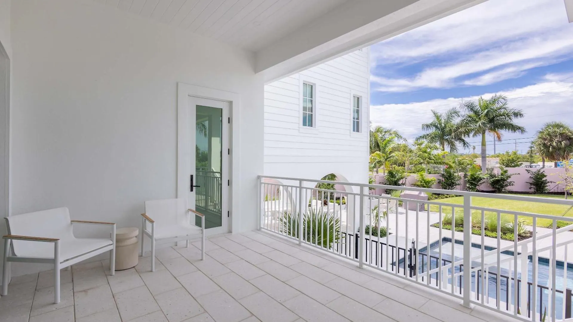 Brand New & Private Pool - Palmgale House Holiday home Key West