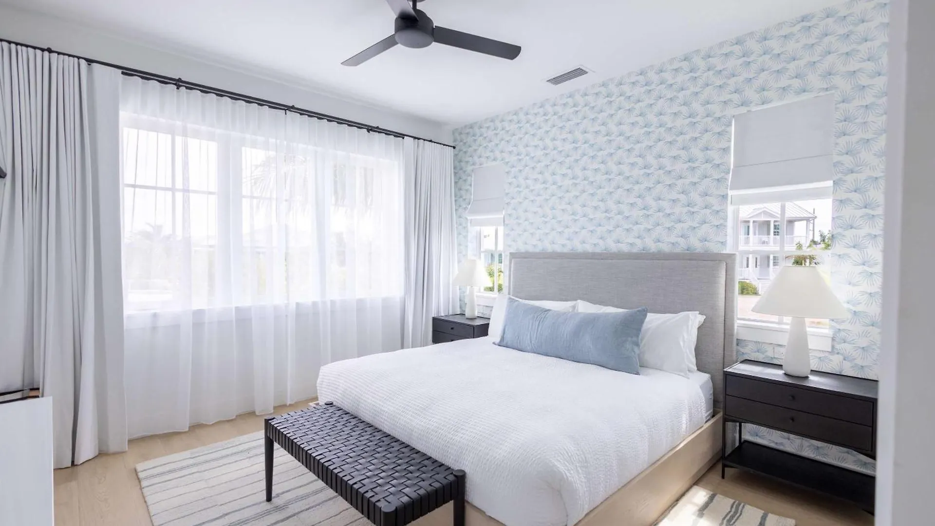 Brand New & Private Pool - Palmgale House Key West