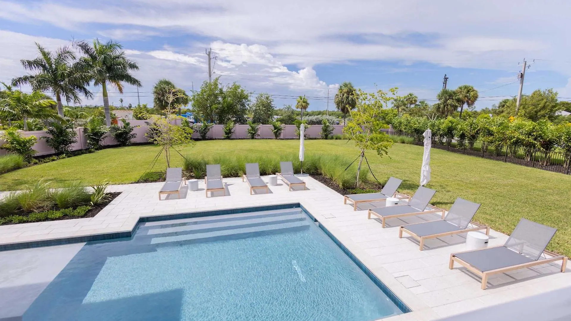 Brand New & Private Pool - Palmgale House * Key West