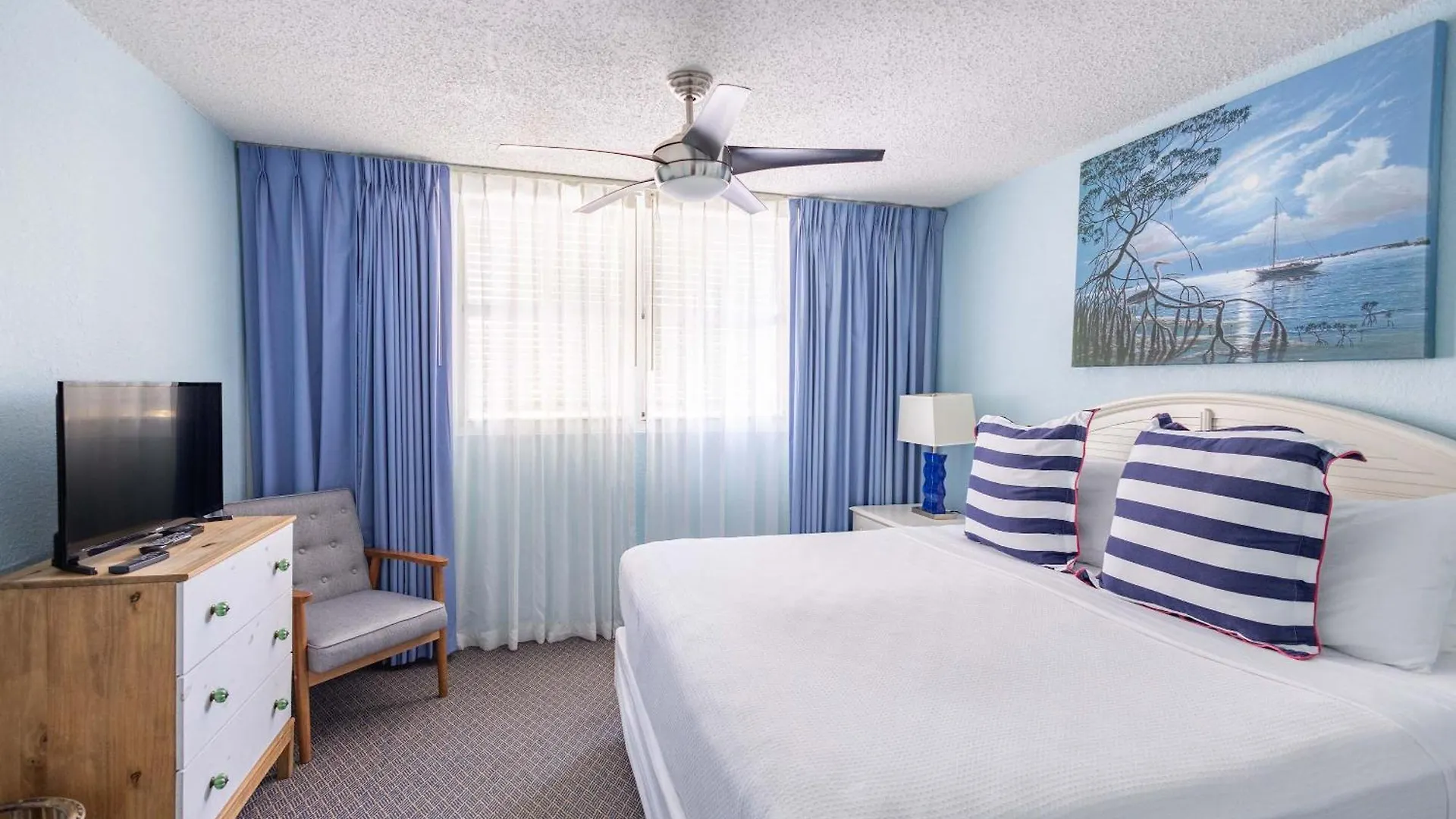 The Trinidad -pool & Parking Holiday home *