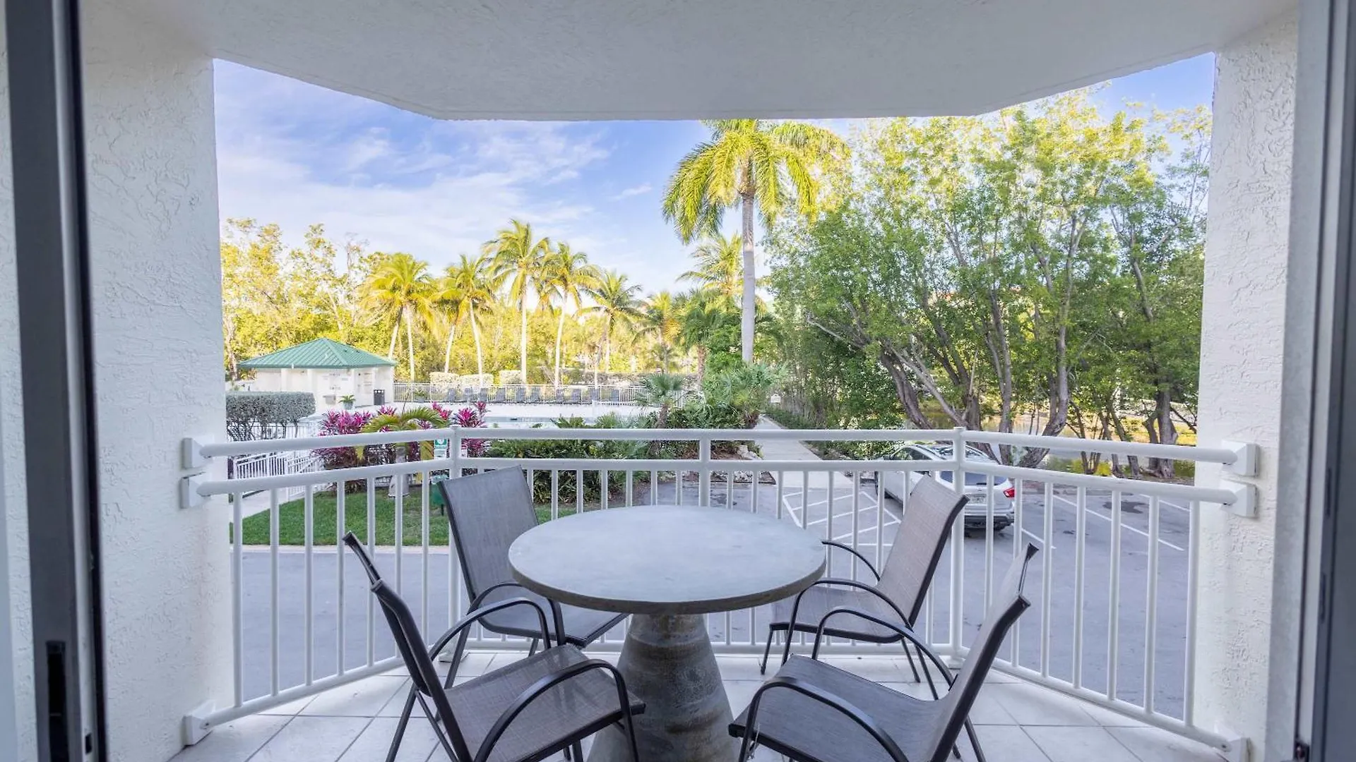 Holiday home The Trinidad -pool & Parking