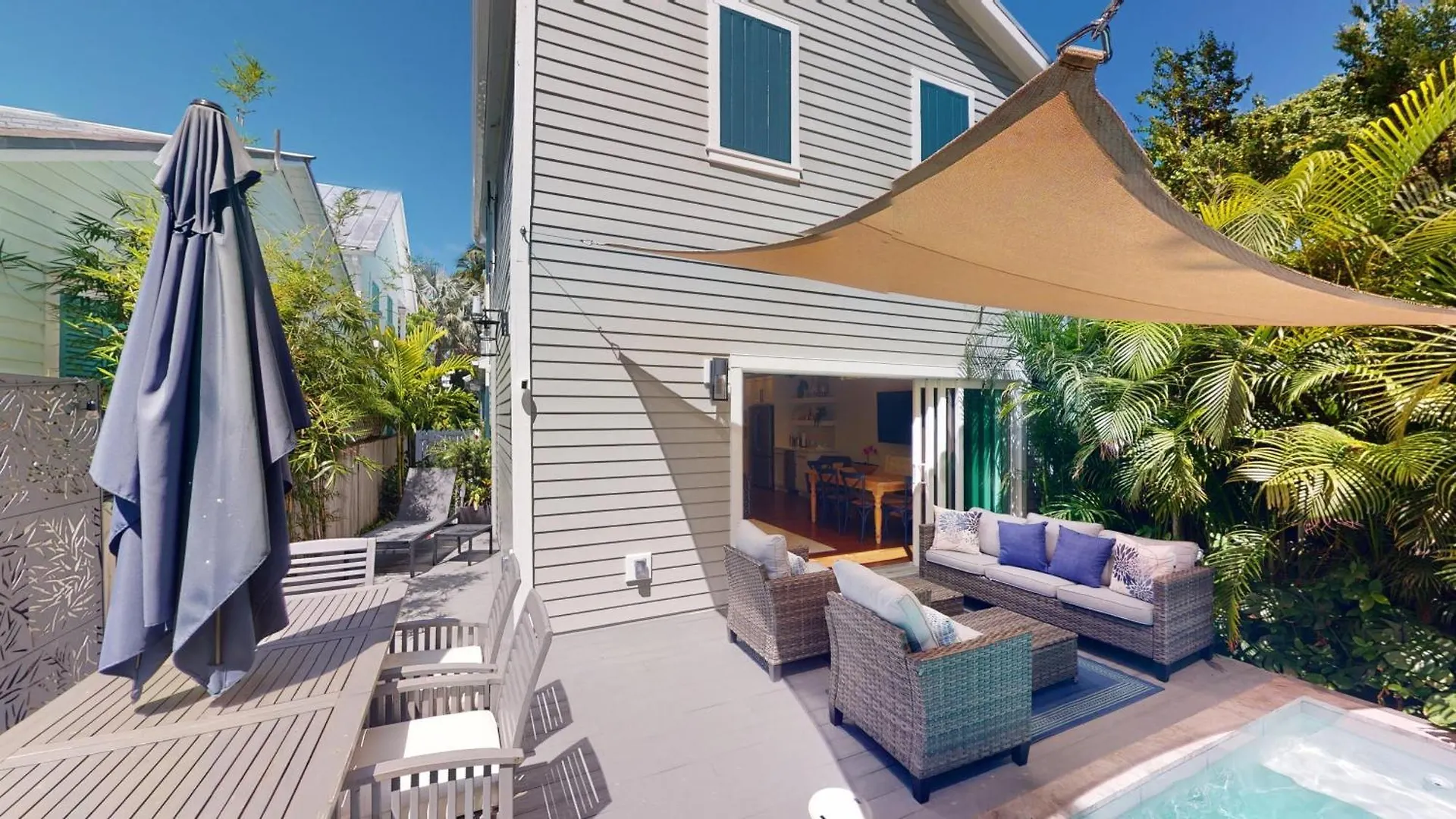 Ashe Street Serenade Holiday home *