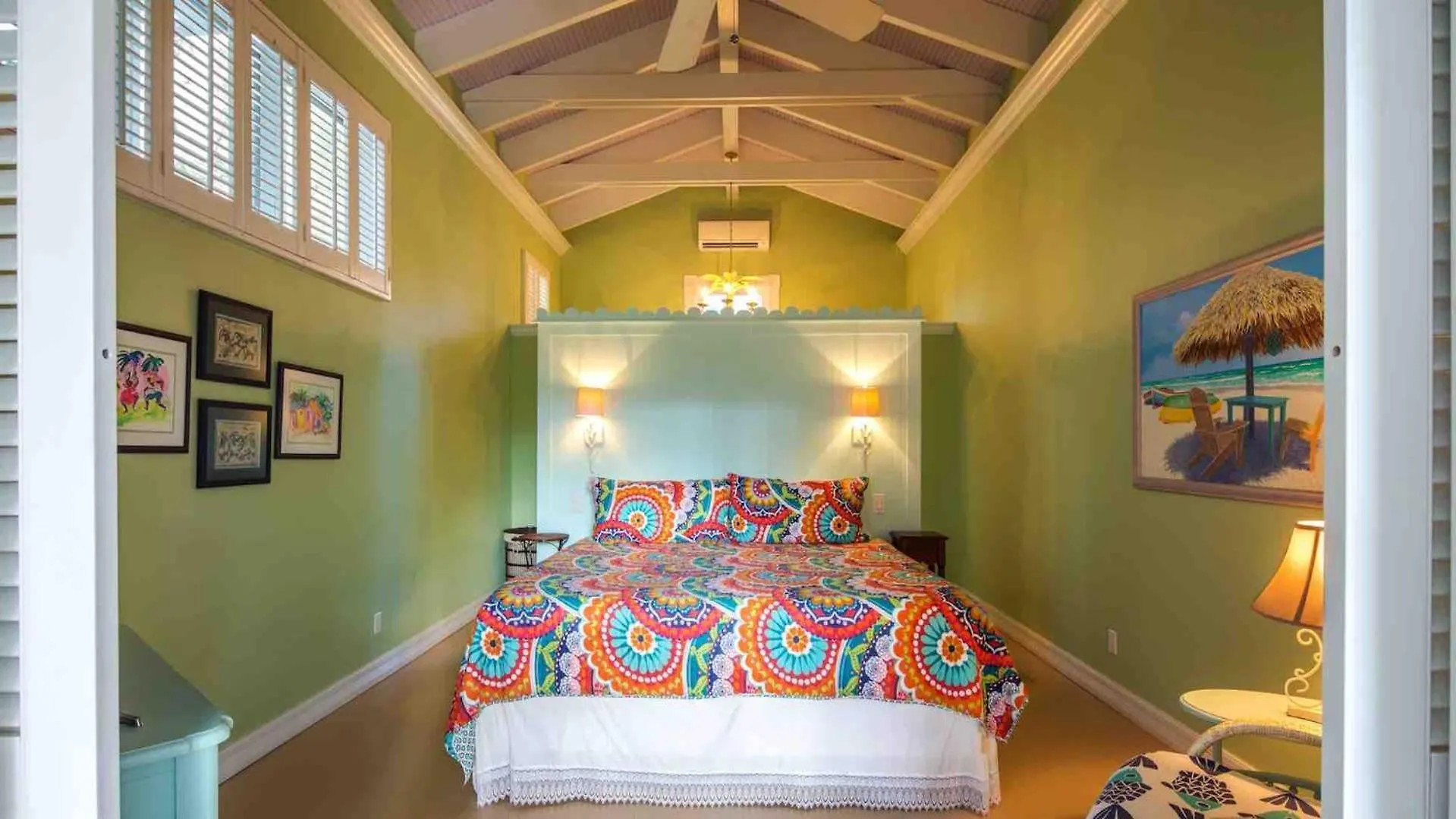 The Admirals Estate By Last Key Realty Key West