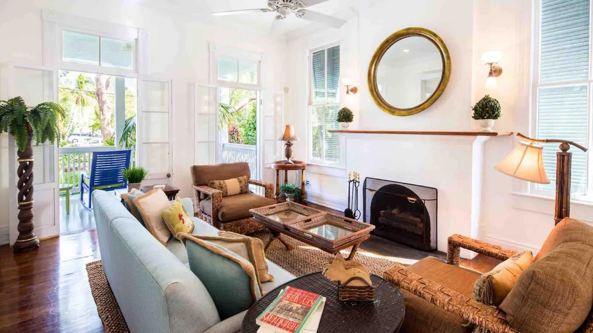 The Admirals Estate By Last Key Realty
