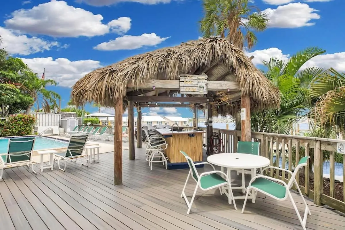 Dominica - New Waterfront Pool Dock 2 Bedroom 2 Bathroom Сasa de vacaciones *