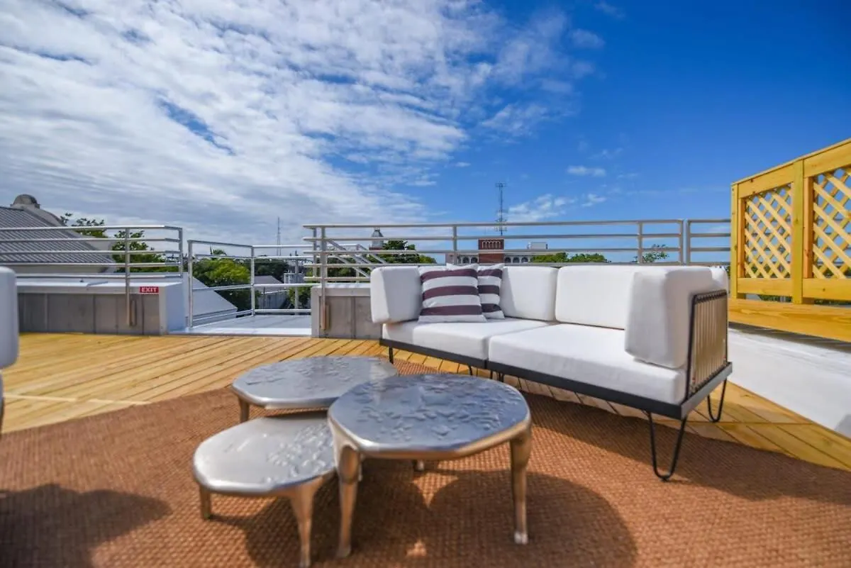 New Kamp - Rooftop Penthouse Key West