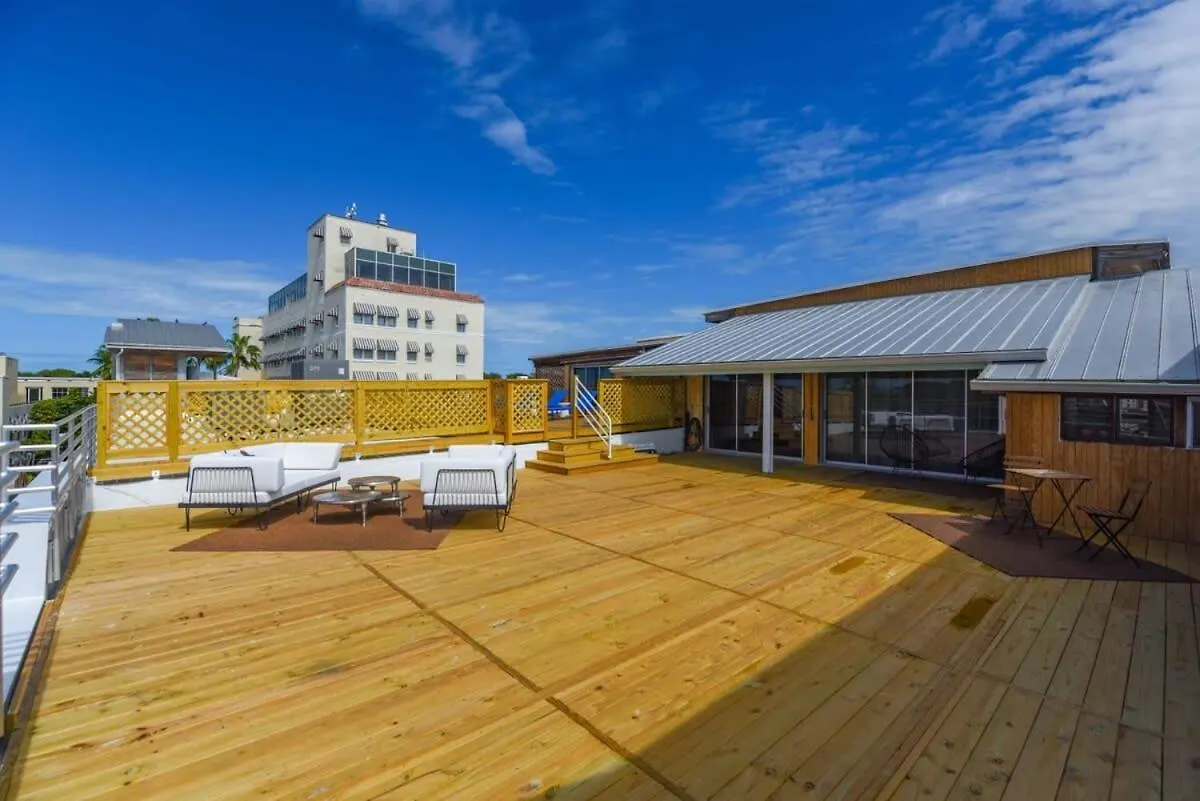 New Kamp - Rooftop Penthouse Key West