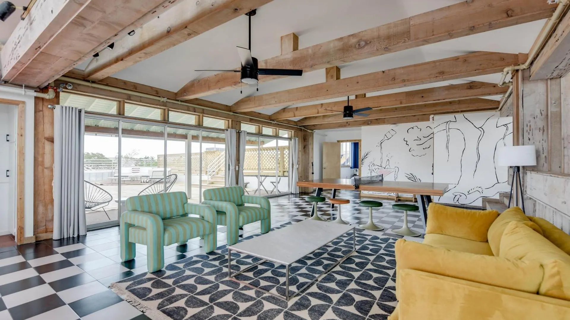 New Kamp - Rooftop Penthouse Apartment Key West