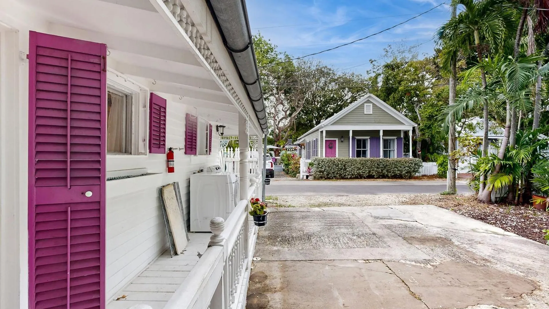 Gingerbread Holiday home Key West