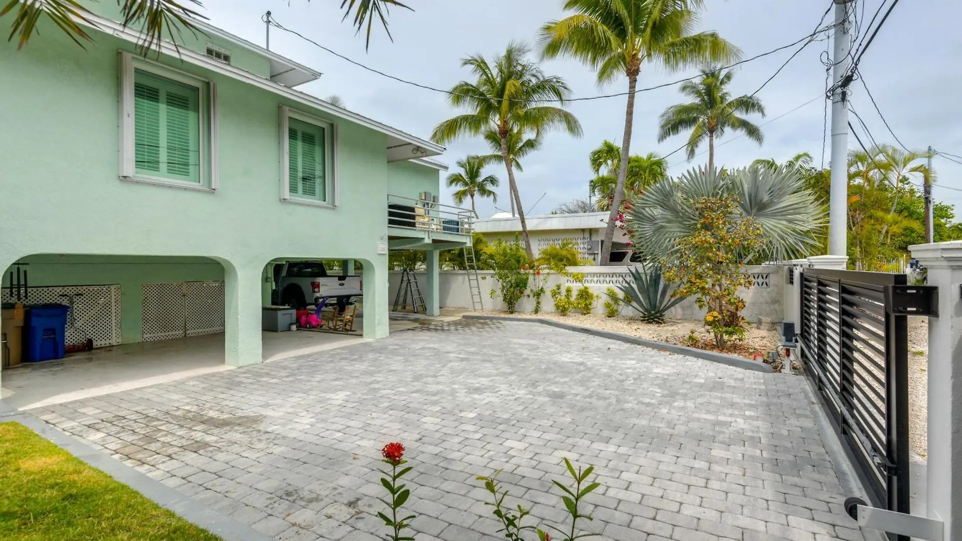Dock And Balcony Serene Big Coppitt Key Escape Key West