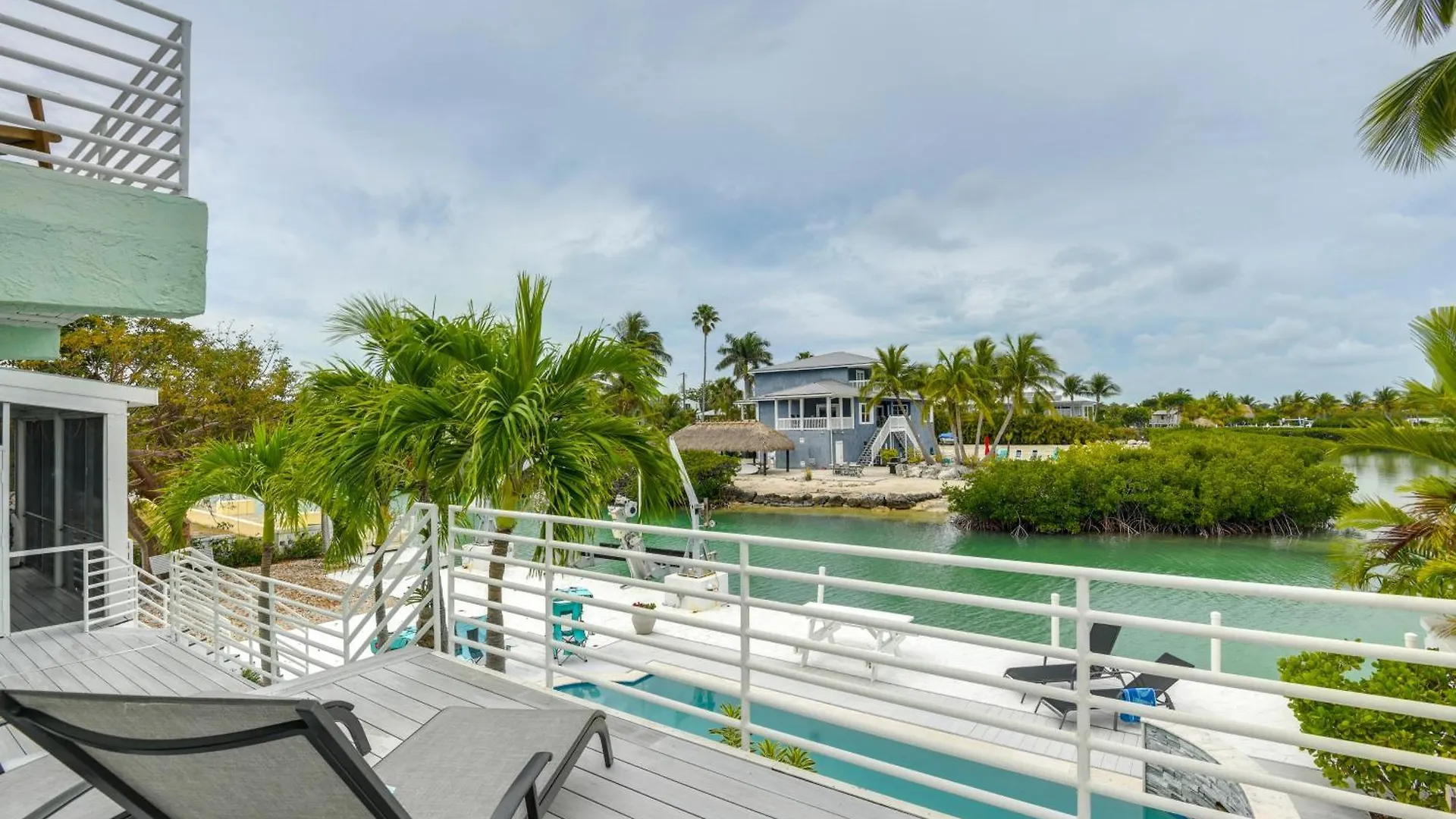 Dock And Balcony Serene Big Coppitt Key Escape Holiday home Key West