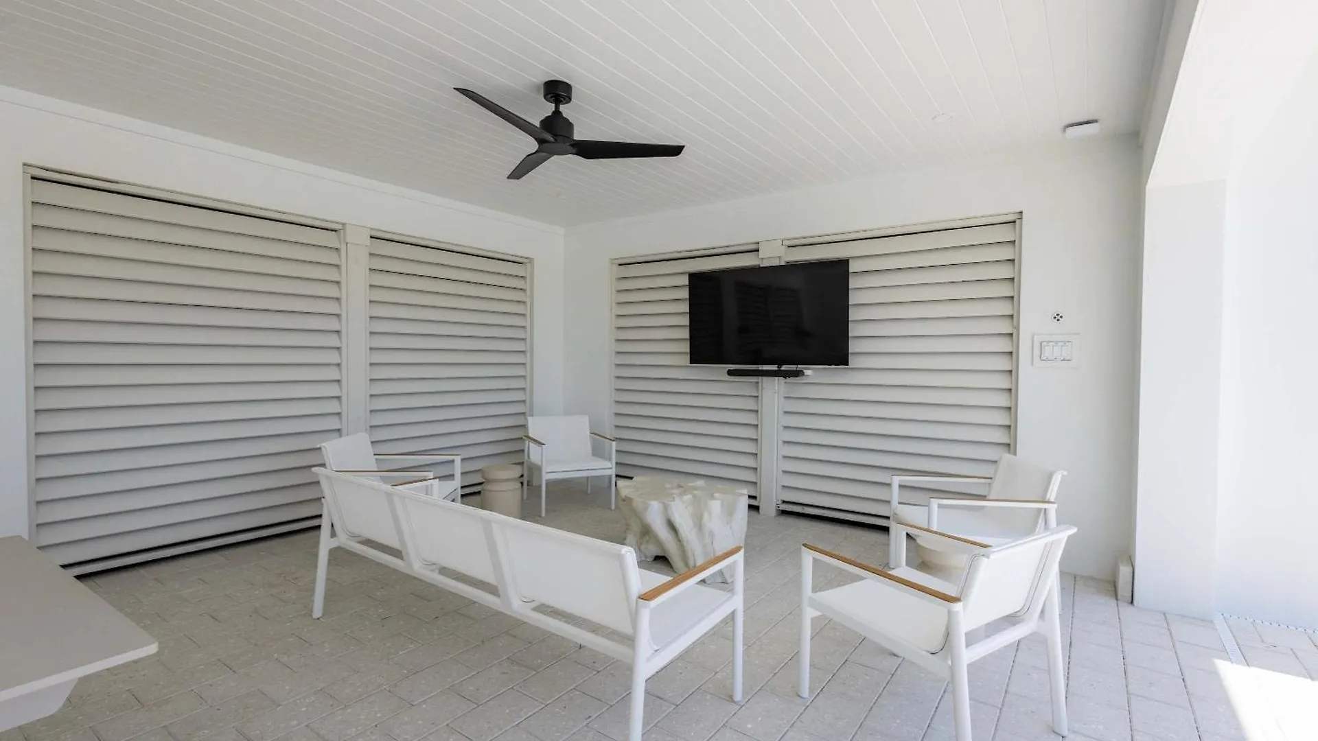 Parking Pool Dock - Starboard House Holiday home Key West
