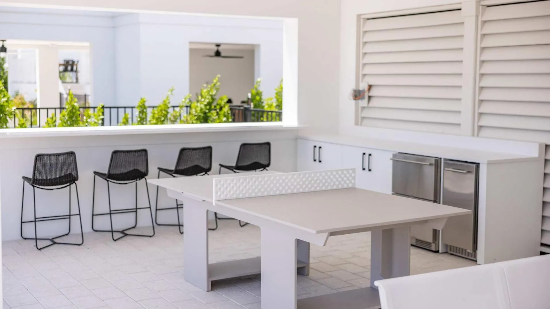 Parking Pool Dock - Starboard House Holiday home Key West