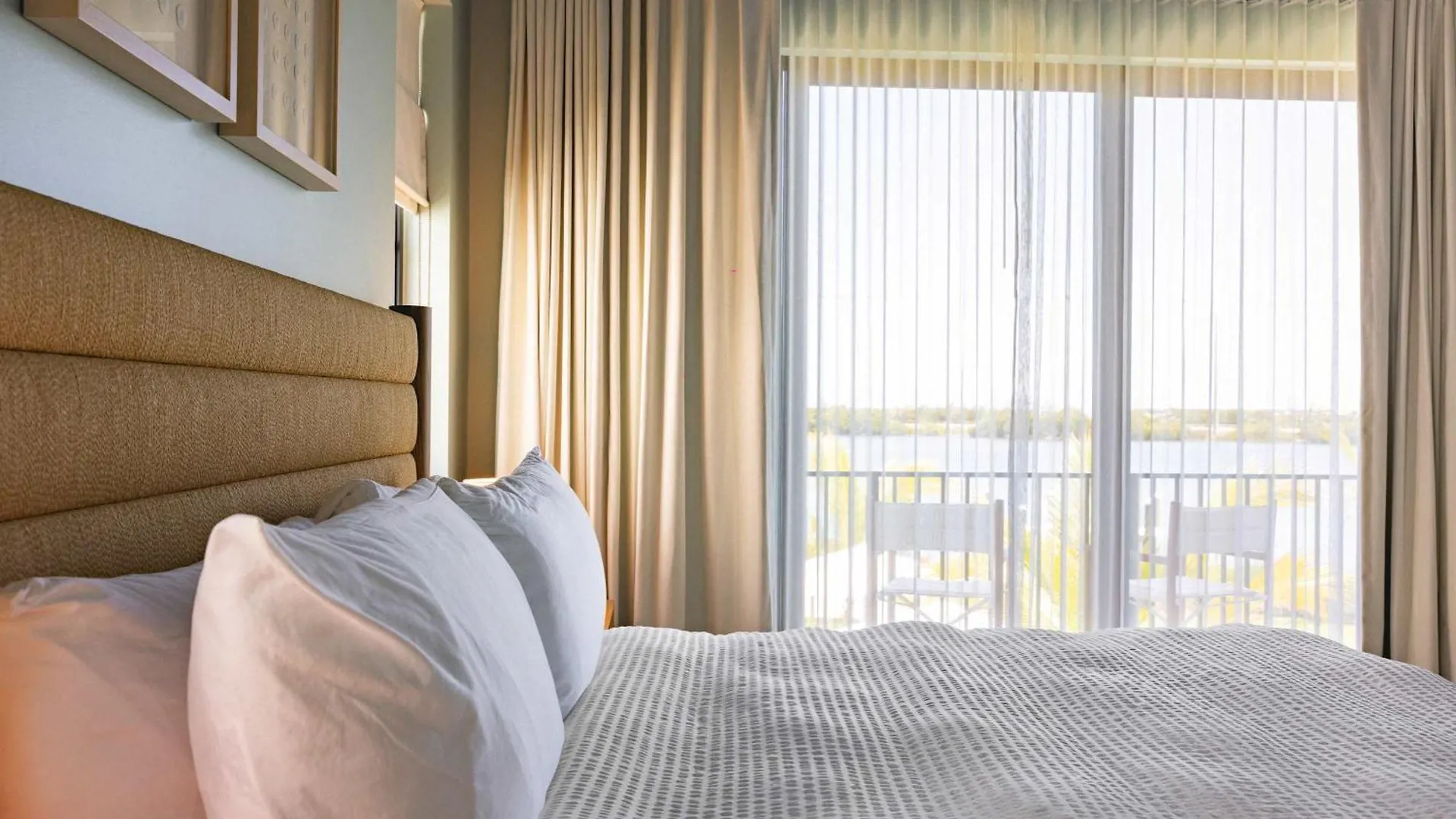 Waterfront Luxury - Tidelands House Key West