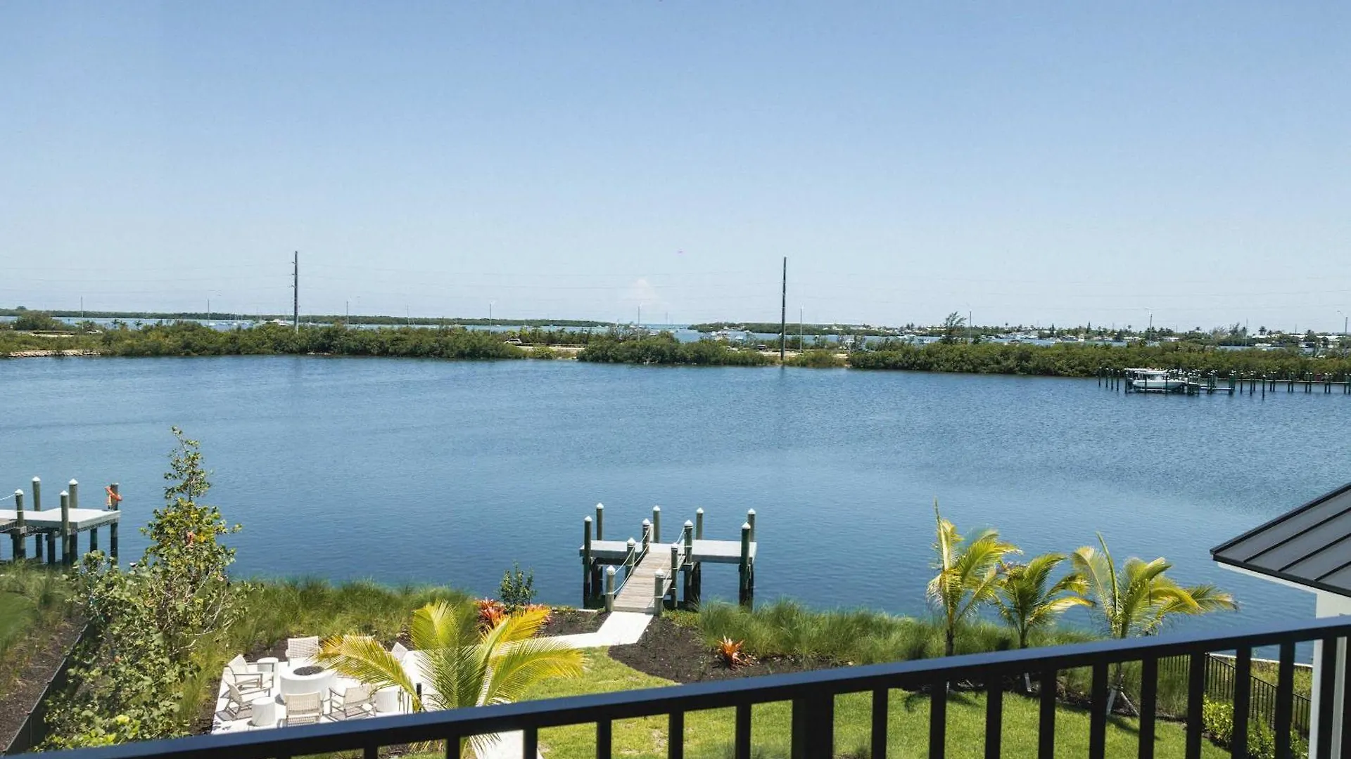 Waterfront Luxury - Tidelands House *