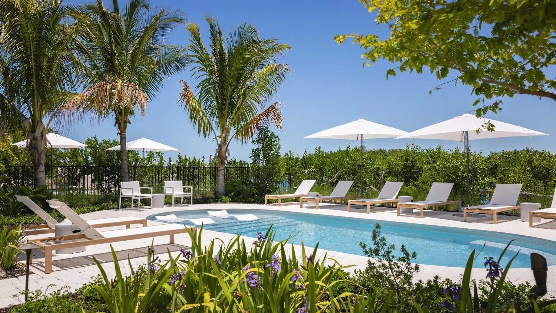 Holiday home Parking Pool & Dock - Shellstone House