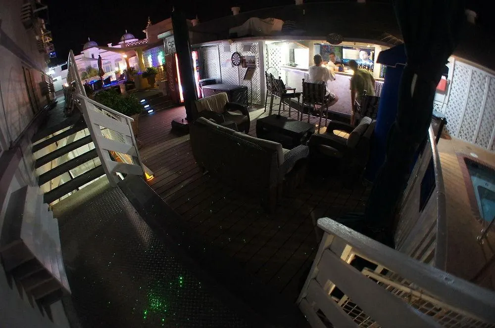 Pegasus International Hotel