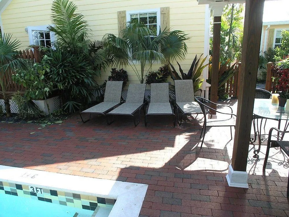 Travelers Palm 2* Key West