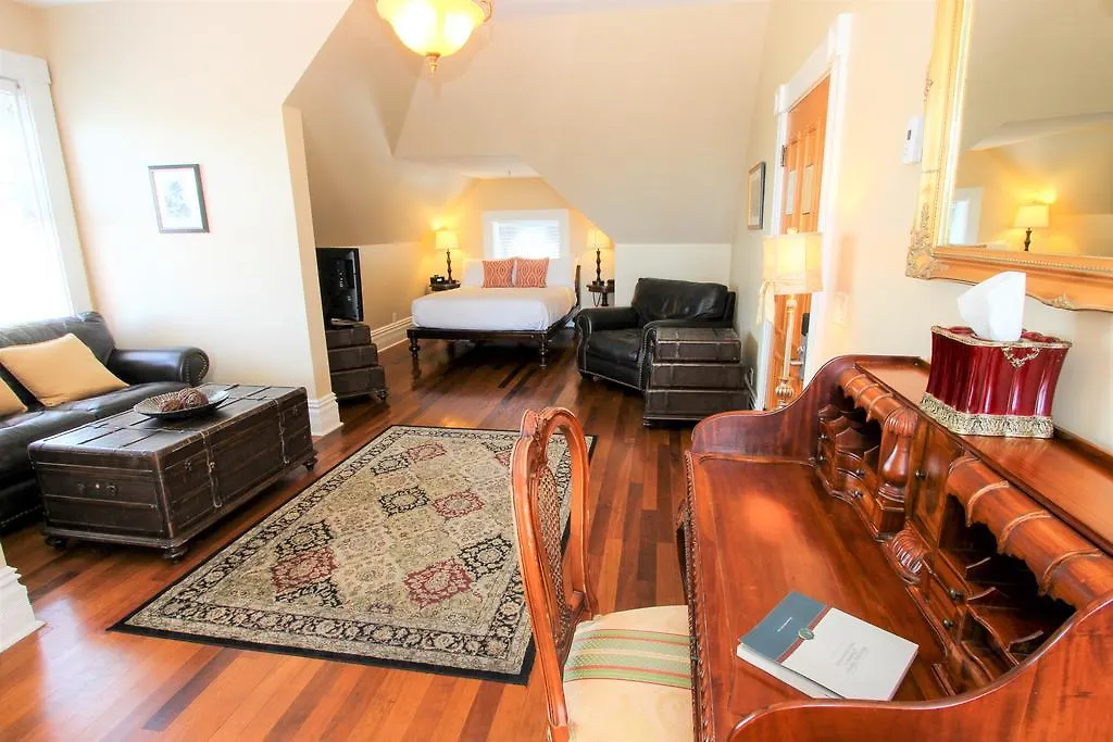 Southernmost House (adults Only) 4*
