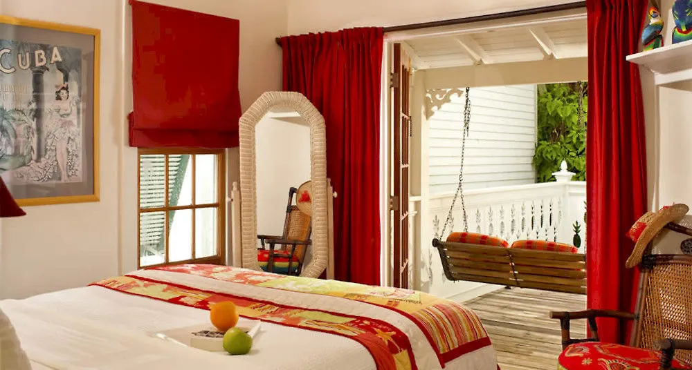 Tropical Hotel 3*