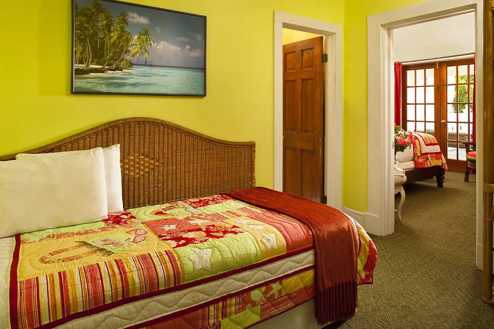 Tropical 3*