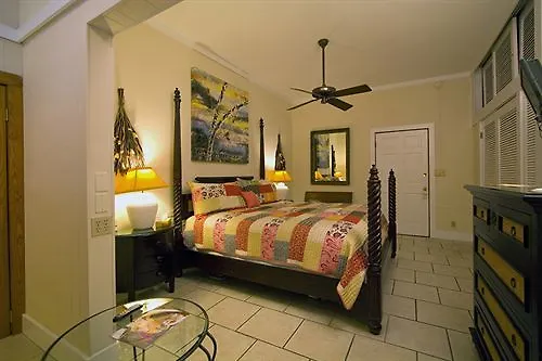 L'habitation Guesthouse- Adult Exclusive 2*