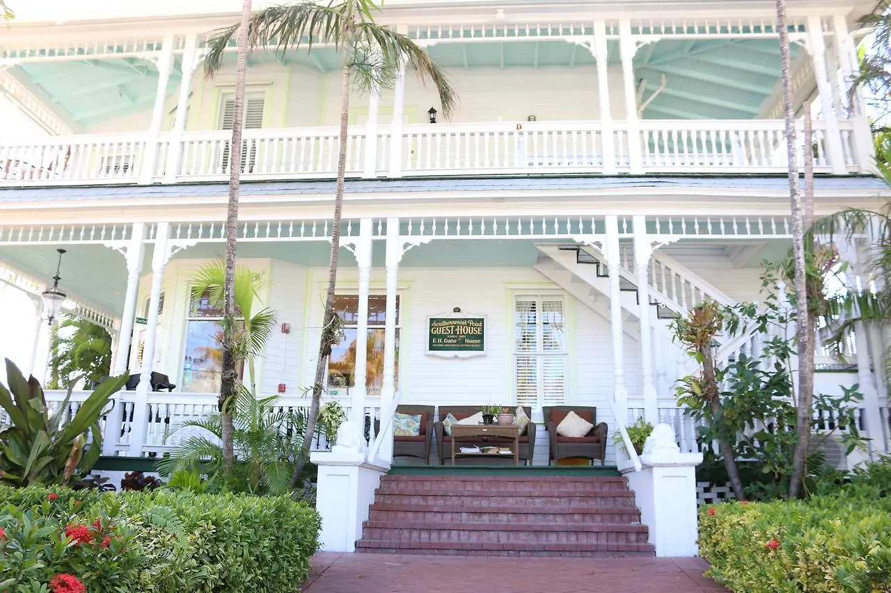 Southernmost Point & Garden Bar Alojamento de Acomodação e Pequeno-almoço Key West