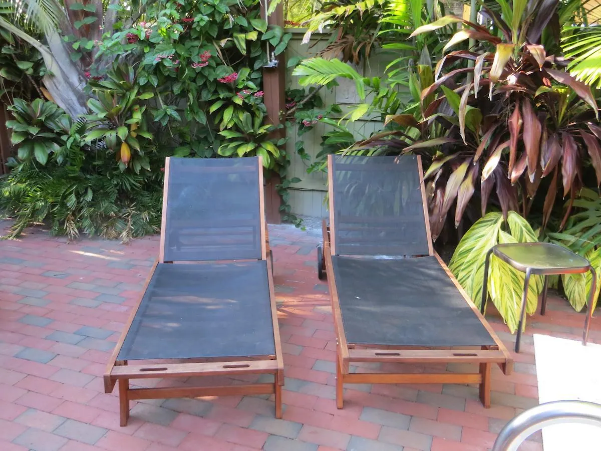 Travelers Palm Fogadó Key West