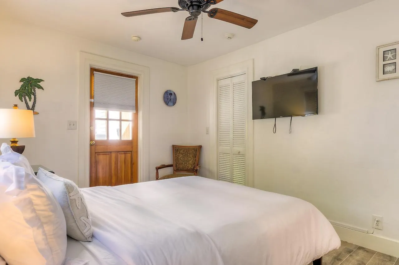 Bed & Breakfast Harbor - Adults Only *