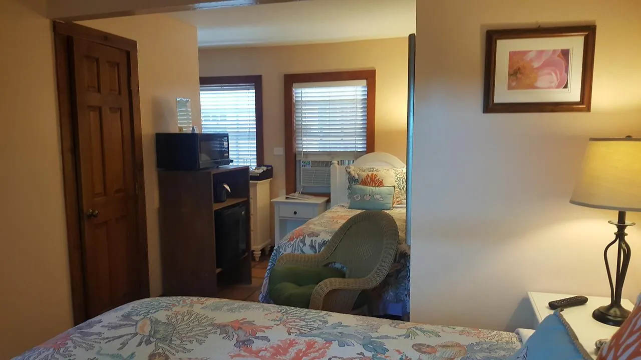 Courtney's Place Historic & Affittacamere 2*